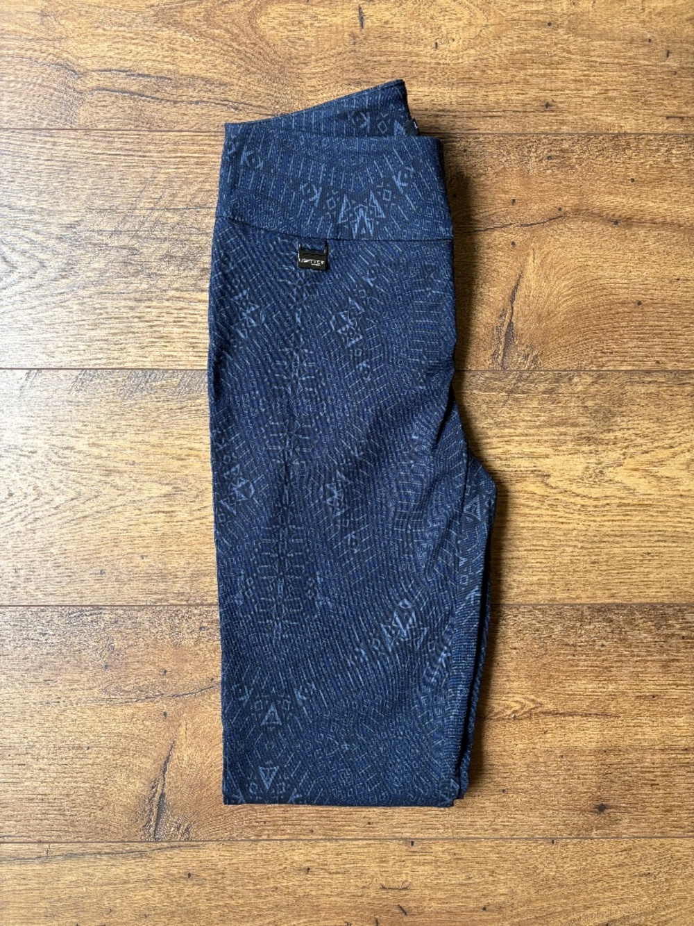 Lisette L Women's Pants - Size 2